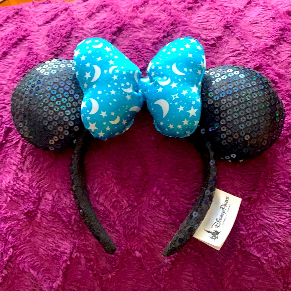 Minnie Ears with Blue moon & stars bow.